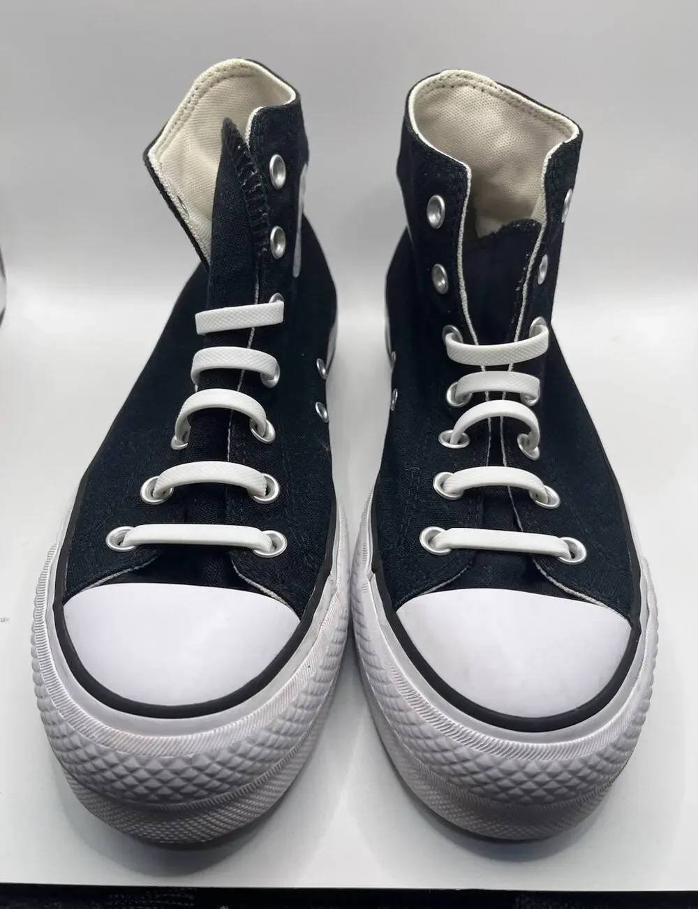 Converse Chuck Taylor All Star Black/White Lace-Up High Top Textile Sneaker 8.5